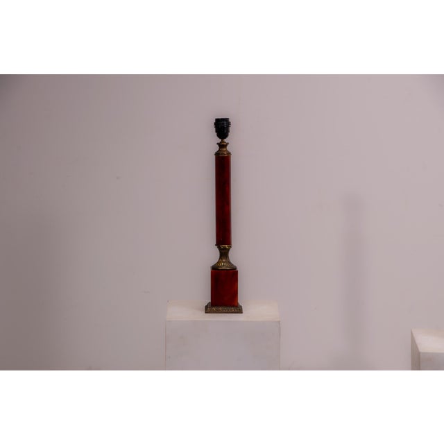 Vintage Empire French Lamps in Amber Bakelite and Brass, 1940s, Set of 2 For Sale - Image 6 of 12