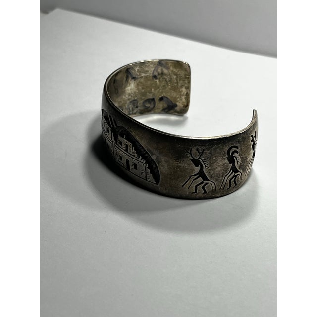 Rare Victor Coochwytewa Vintage Hopi Silver Overlay Cuff For Sale - Image 4 of 7