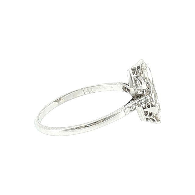 Art Deco 1920's Platinum 1.77ct Marquise Diamond With 6 Rose Cut Side Diamonds For Sale - Image 3 of 4