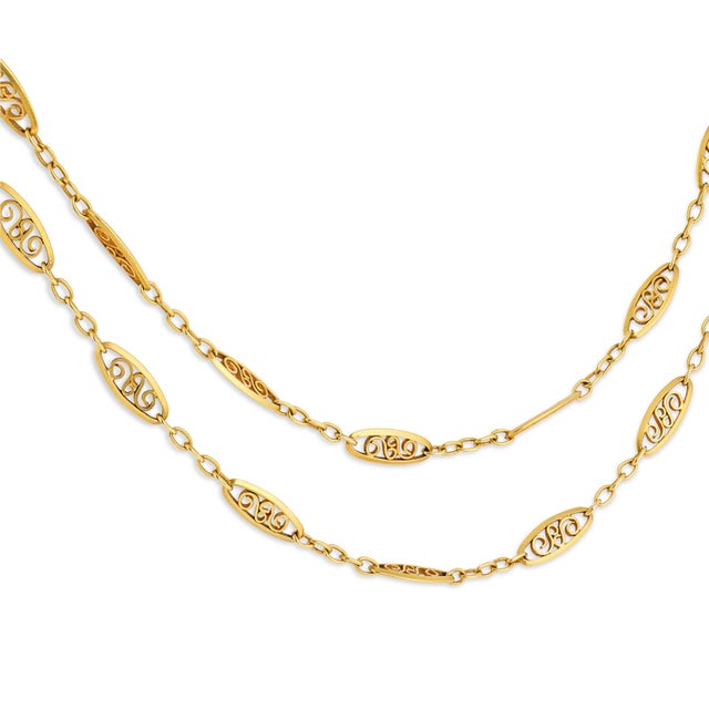 Victorian 19th Century Victorian 18k Yellow Gold Chain Necklace For Sale - Image 3 of 6