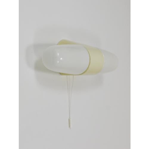 Glass Bauhaus Yellow Sconce Double Wall Light by Linder attributed to Wilhelm Wagenfeld, Germany, 1950s For Sale - Image 7 of 18