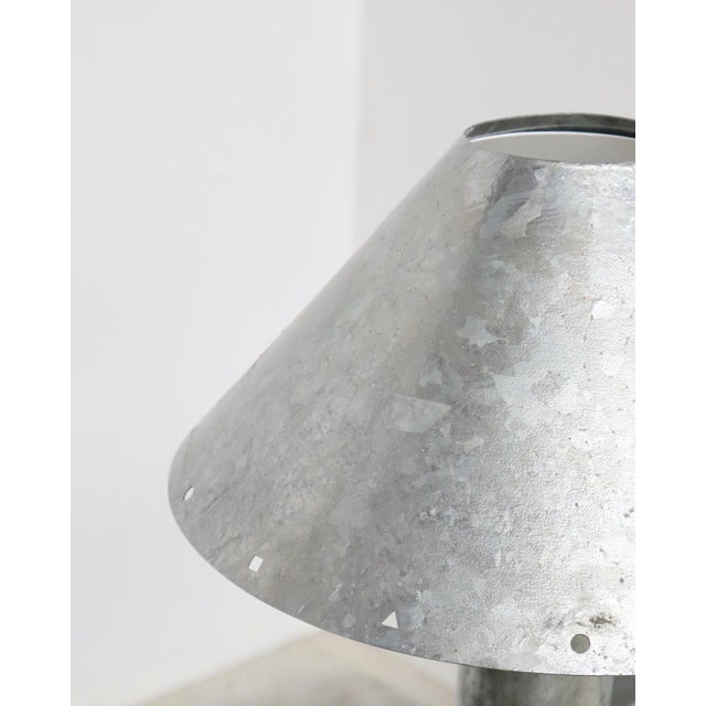 Postmodern 1980s Ron Rezek Galvanized Steel Table Lamp With Brass Accents For Sale - Image 3 of 7