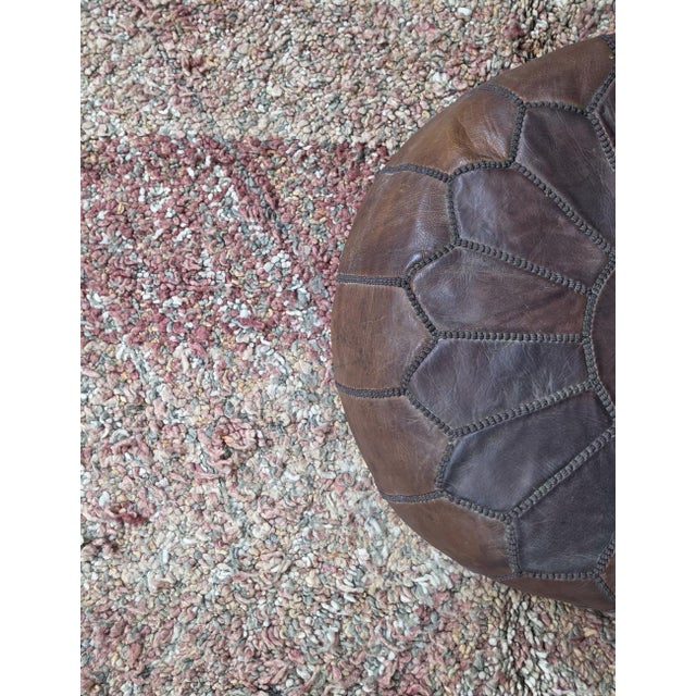 Beige Vintage Berber Rug - 9.8 X 6.6 Ft For Sale - Image 8 of 8