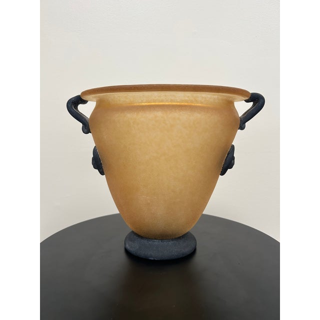 Metal Italian Scavo Style Glass Amphora Vase With Lion Medallions For Sale - Image 7 of 18