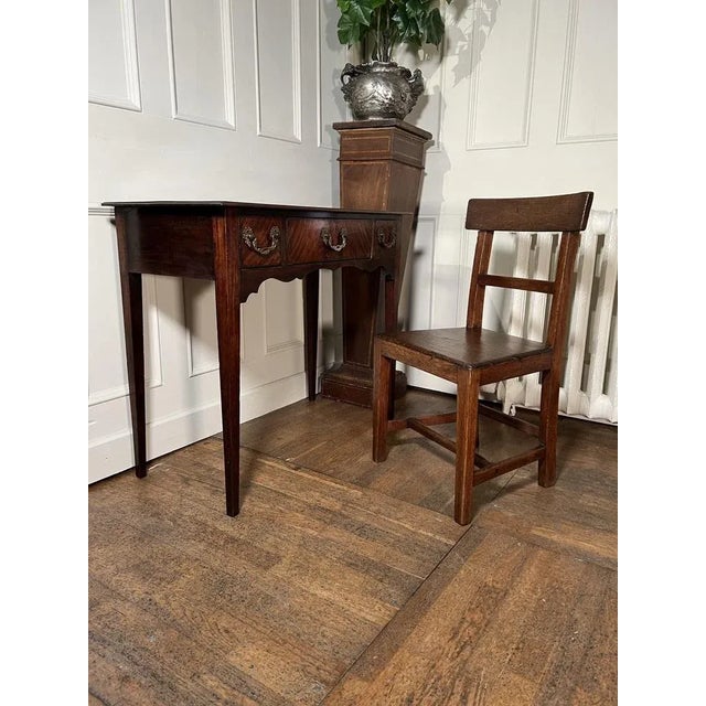 Wood Georgian Side Table in Veneer For Sale - Image 7 of 11