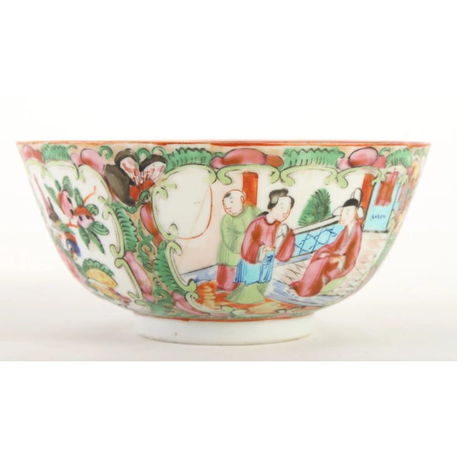 Mid 19th Century Rose Medallion Bowls- Set of 3 For Sale - Image 11 of 13