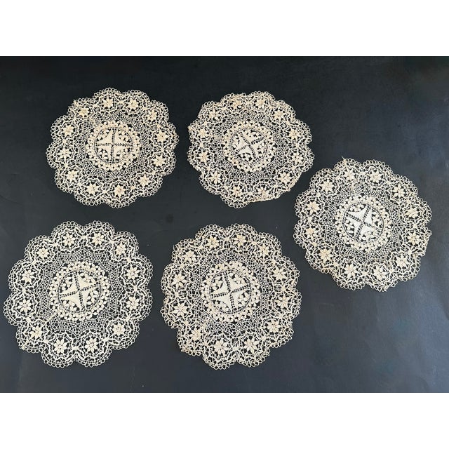 Antique Victorian Lace Doily Table Mat Cocktail Napkins - Set of 5 For Sale - Image 11 of 16
