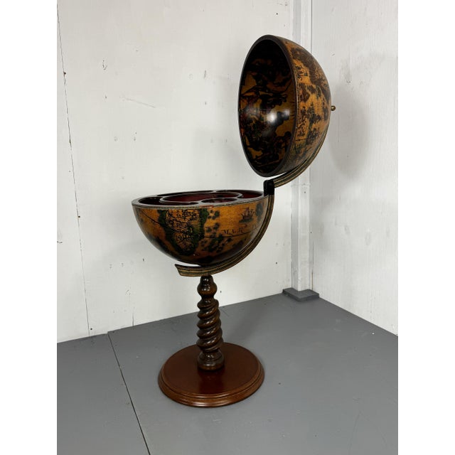 Large Vintage Italian Classical Globe Bar Cabinet, 1970s For Sale - Image 10 of 16