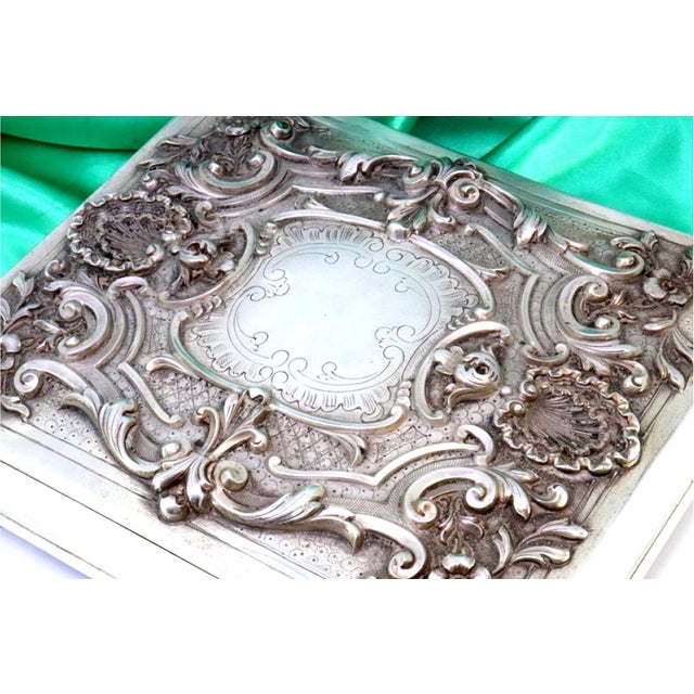 Silver Shell Jewelry Box with Reliefs and Applications For Sale - Image 6 of 9