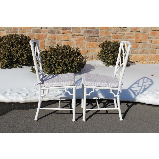 1970s Hollywood Regency Chinoiserie Faux Bamboo Aluminum Patio Chairs—Set of 6 For Sale - Image 5 of 18