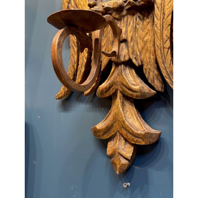 19th Century Italian Giltwood Crest For Sale In Dallas - Image 6 of 6