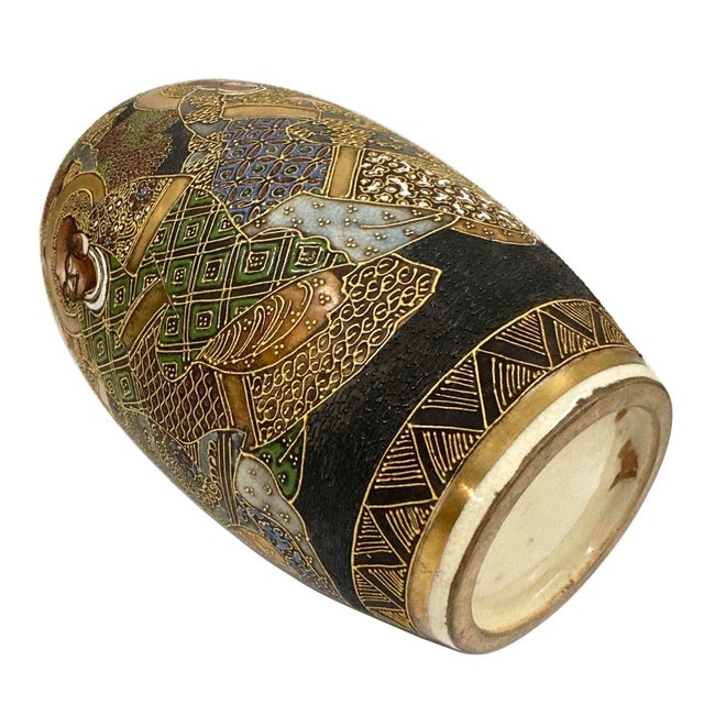 Early 20th Century Japanese Satsuma Polychrome Vase With Gilt and Figures For Sale - Image 18 of 18