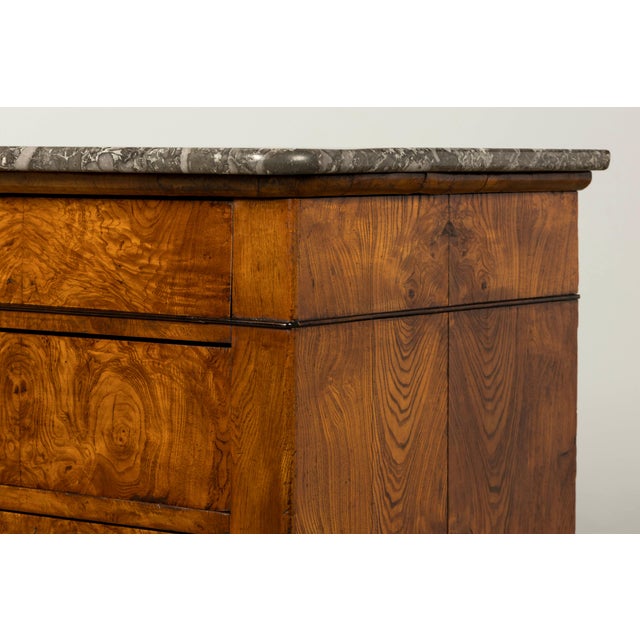 Mid-19th Century French Louis Philippe Walnut Commode With Gray Marble Top For Sale - Image 10 of 17