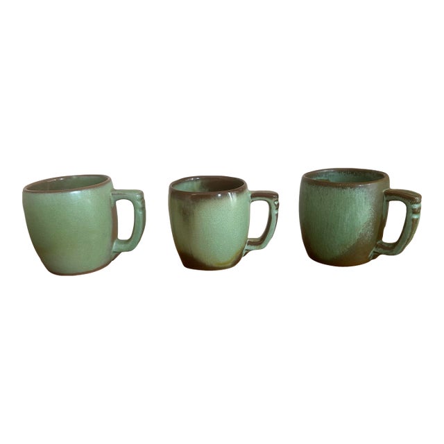 Vintage Mid-Century Green Drip Glaze Frankoma Stoneware Mug Set – Set of 3 For Sale