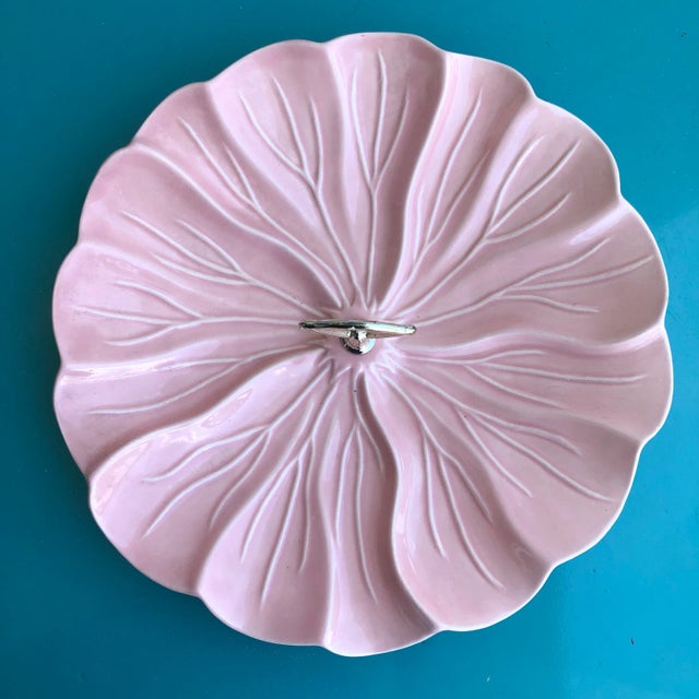 Metal Vintage Pottery Pink Cabbage Tray Serving Dish With Handle | Art Deco Serving Tray | Holiday Tabletop For Sale - Image 7 of 8
