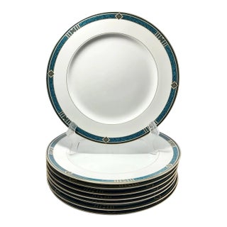 1990s Wedgwood “Kenyon” Set of 8 Porcelain Dinner Plates For Sale
