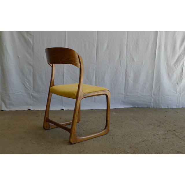 Mid-Century Modern Vintage French Model Traineau or Sleigh Side Chair in Ash by Emile & Walter Baumann, 1960s For Sale - Image 3 of 8