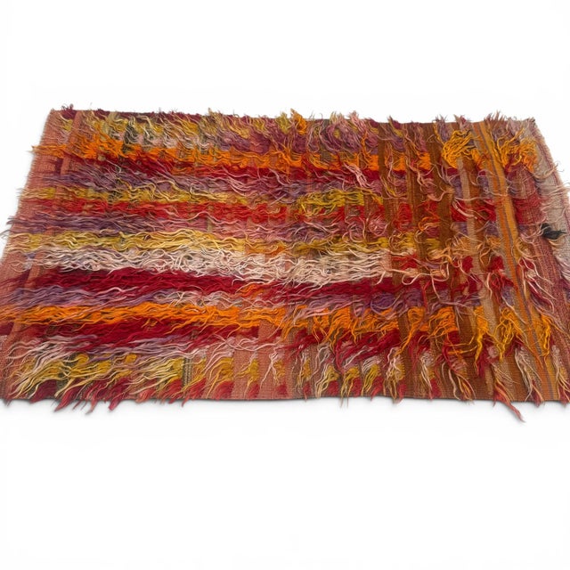 1940s Vintage Filikli Tulu Rug 3x5 – Konya Long Pile Vertical Stripes in Orange & Red For Sale - Image 5 of 5