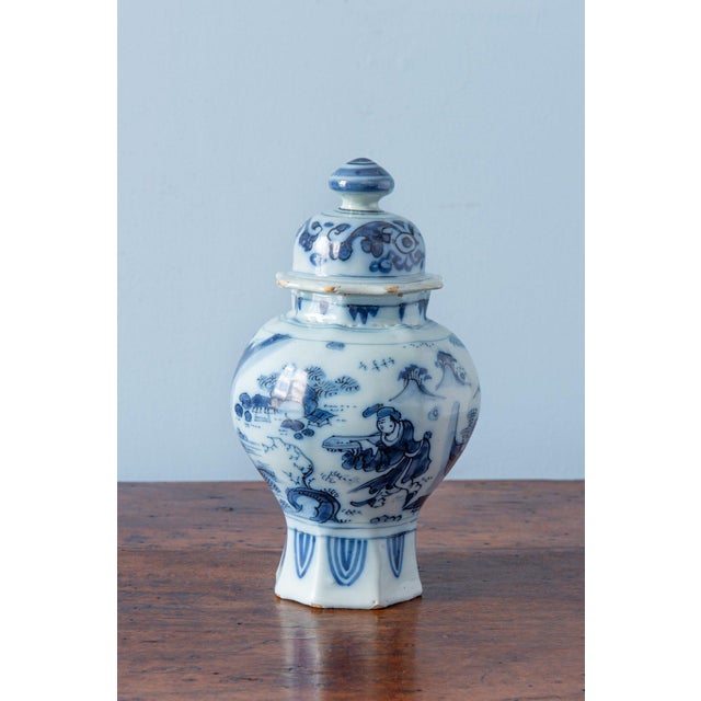Dutch Blue & White Chinoiserie Lidded Jar, 1600s For Sale - Image 3 of 11