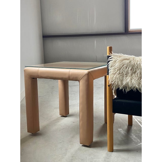 Peach Pair of Vintage Leather Parsons Side Tables, Vintage Design, Usa For Sale - Image 8 of 15