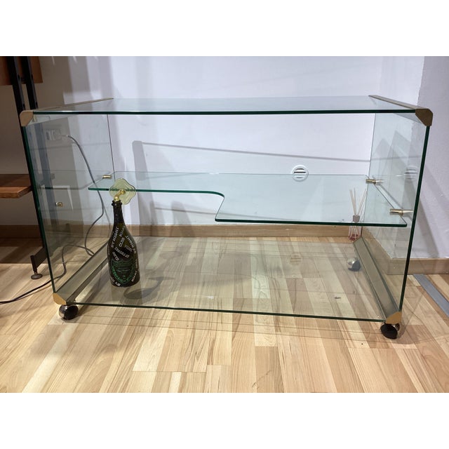 Brass and Crystal Mobile Bar Trolley by Pierangelo Gallotti for Gallotti & Radice, 1970s For Sale - Image 9 of 11