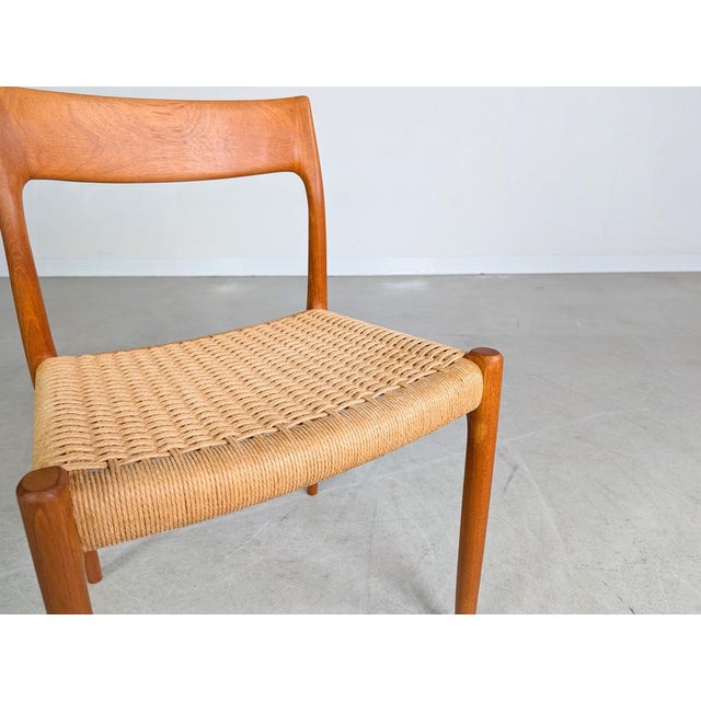 Beige Model 77 Chair in Teak by Niels O. Møller for J.L. Møllers Møbelfabrik For Sale - Image 8 of 10