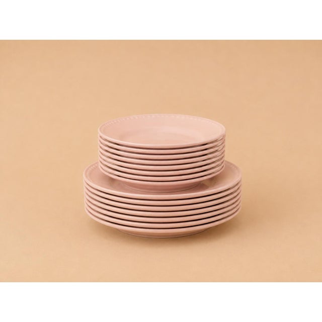 1941 Homer Laughlin Kraft Pink 56-Piece Dinnerware Set For Sale - Image 4 of 15