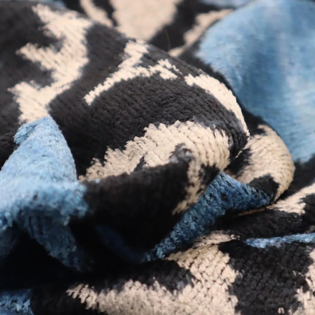 Contemporary Blue Velvet Throw Pillow & Down Insert For Sale In San Francisco - Image 6 of 10