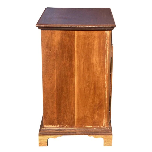 Vintage Queen Anne Antique Style Pennsylvania Tombstone Door Cherry Spice Chest For Sale In Boston - Image 6 of 9