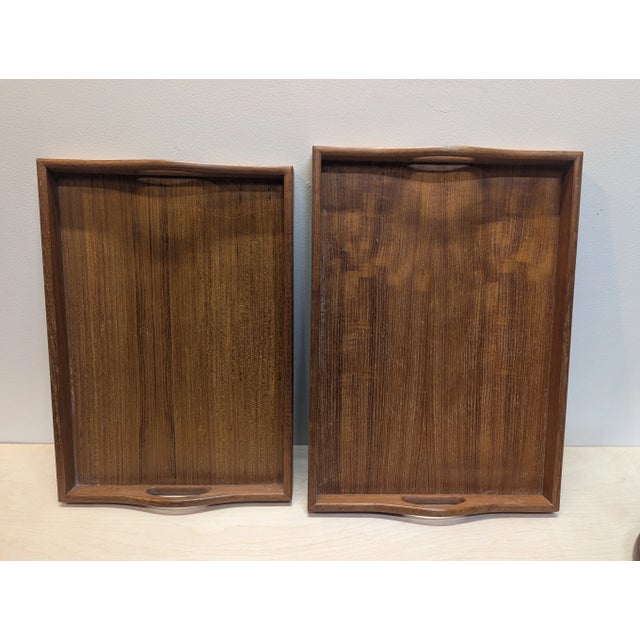 Mid Century Teak Salt Pepper, Tray, Towel Set For Sale - Image 9 of 10