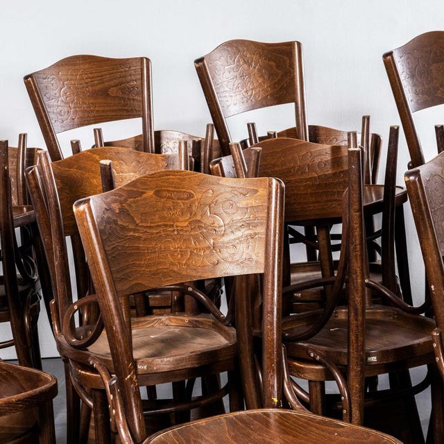 Thonet Moustache Back Dining Chair in Dark Oak Bentwood from Ton, 1970s For Sale - Image 4 of 11