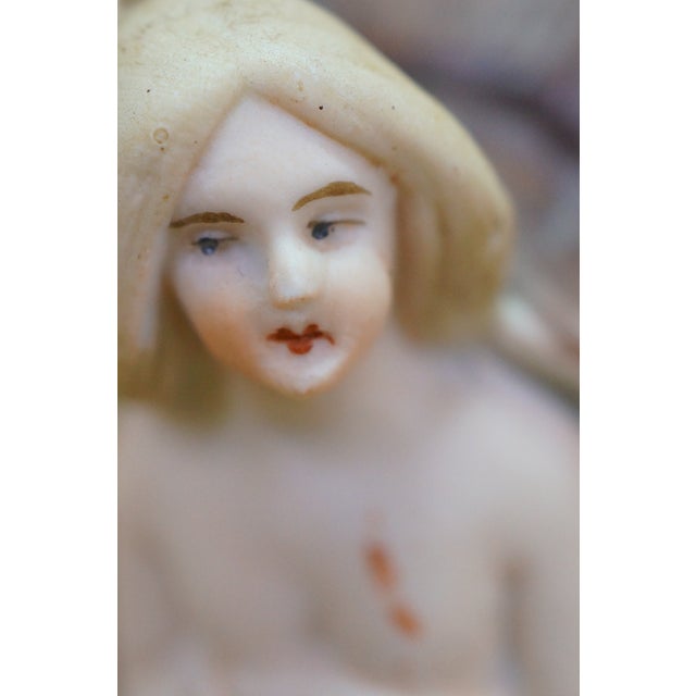 Antique German Victorian Naughty Lady in Tortoise Shell Vanity Box Figurine For Sale - Image 4 of 14