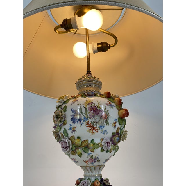 Baroque-Style Table Lamp from Sitzendorf Porcelain Factory, 1890s For Sale - Image 17 of 18