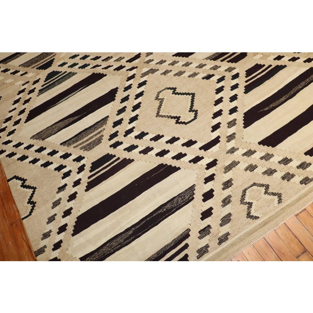 Mid-Century Modern Room Size Turkish Kilim - 10'1" x 14' For Sale - Image 18 of 18