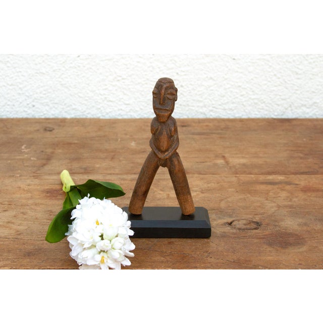 Vintage Boy's Carved Wood Slingshot For Sale In Los Angeles - Image 6 of 6