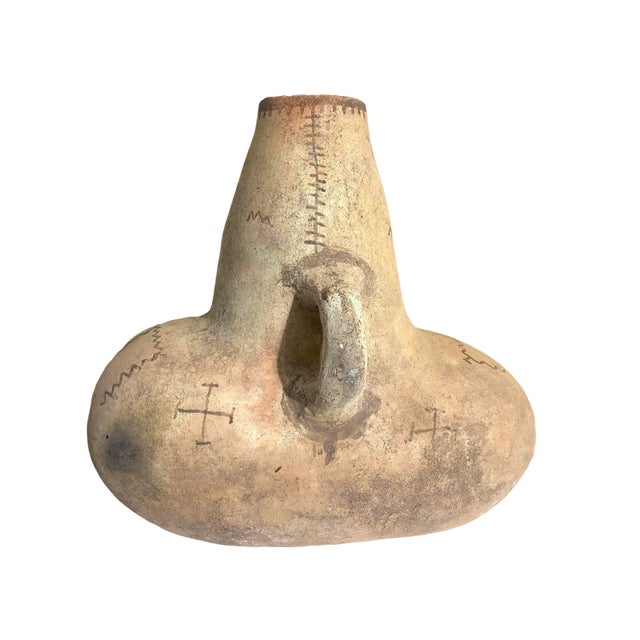 1980s #4648 Moroccan Vintage Tuareg Terracota Clay Decorative Pot 19" H For Sale - Image 5 of 12