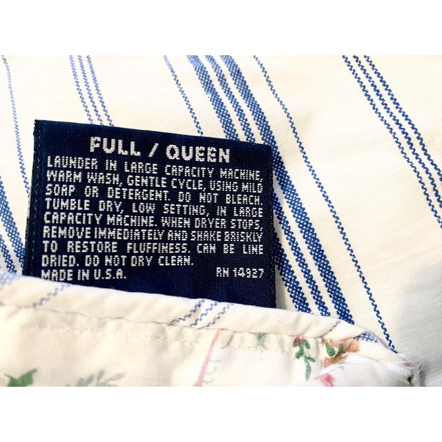 Victorian Ralph Lauren Rare “Elaine Floral” Reversible Queen Comforter Late 20th Century Excellent Condition. For Sale - Image 3 of 12