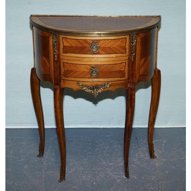 Antiques of London A beautifully crafted 20th-century Louis XV–style side table, perfect as a nightstand, accent, or...