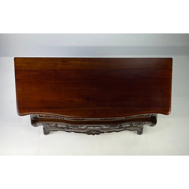 Brown Vintage French Provincial Style Carved Walnut Bombé Commode For Sale - Image 8 of 13