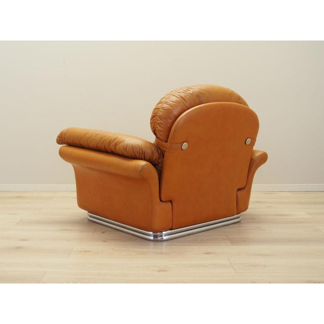 1960s Space Age Orange Armchair, Italy, 1960s For Sale - Image 5 of 18