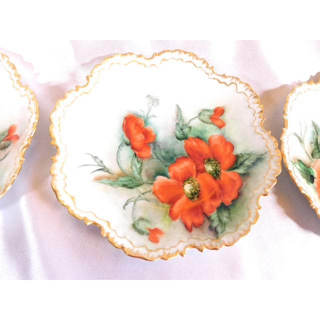 Contemporary 1940s Lot of Three Signed Plates With Orange Flowers For Sale - Image 3 of 6