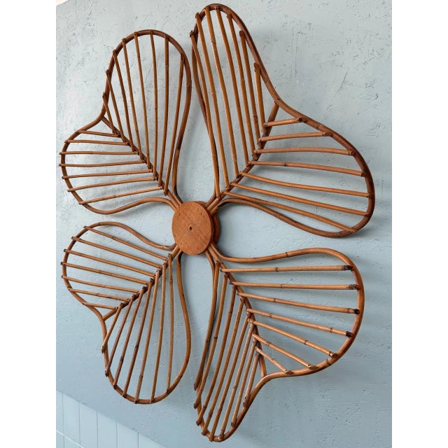 Bamboo flower made in the 70s/80s. Decorative object and can also be used as a furnishing accessory that can be applied to...