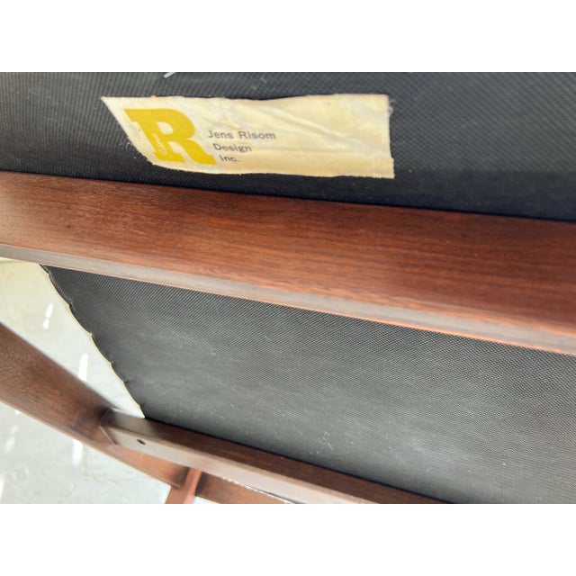 Mid-Century Modern Newly Refinished and Reupholstered Mid Century Lounge Chair by Jens Risom For Sale - Image 3 of 7