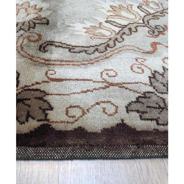 2020s 9x12 Ivory Hand-Knotted Wool Floral Border Solid Open Field Modern Carpet Rug For Sale - Image 5 of 6