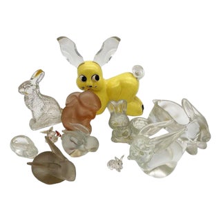 1970s Set of 11 Rare Modernist Glass & Lucite Bunny Rabbit Figural Collection For Sale