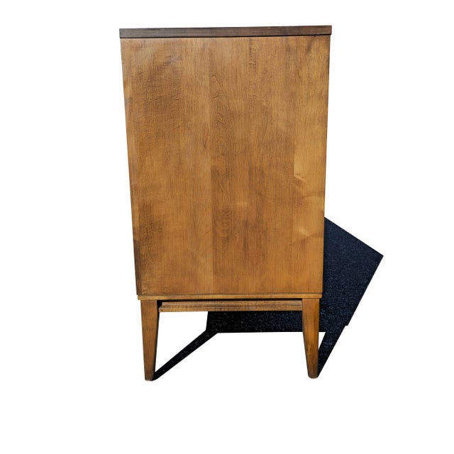 A Vintage Mid-Century Modern Paul McCobb Planner Group Dresser For Sale In Charlotte - Image 6 of 10