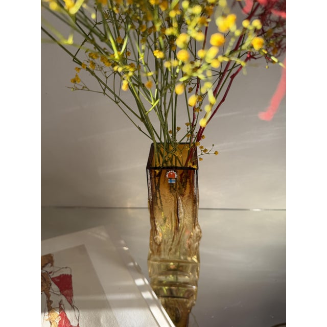 1970s Brutalist Art Glass Amber Liekki Vase by Eino Wänni for Kumela, Finland, 1970s For Sale - Image 5 of 13