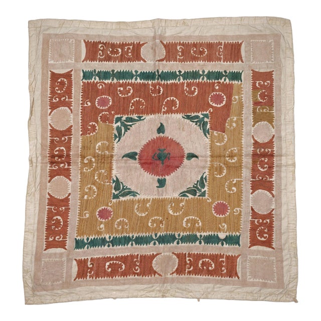 Tashkent Suzani Wall Hanging Decor For Sale
