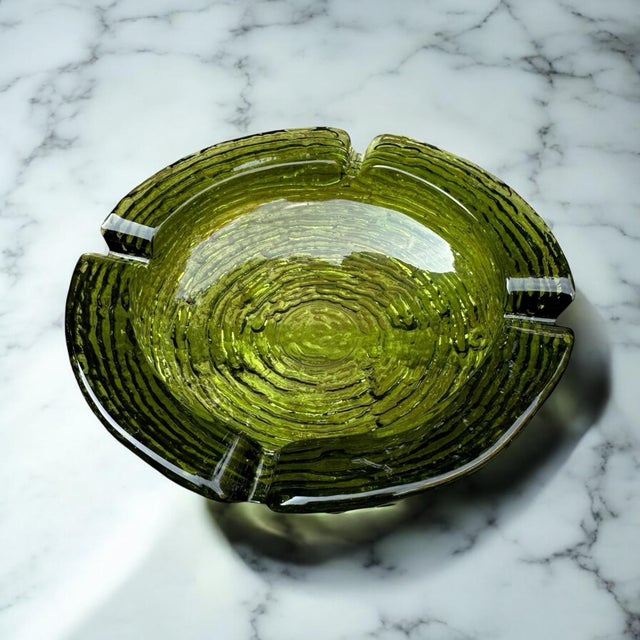 1970s Vintage Anchor Hocking Soreno Pattern Avocado Green Glass Ashtray - a Pair For Sale - Image 5 of 12