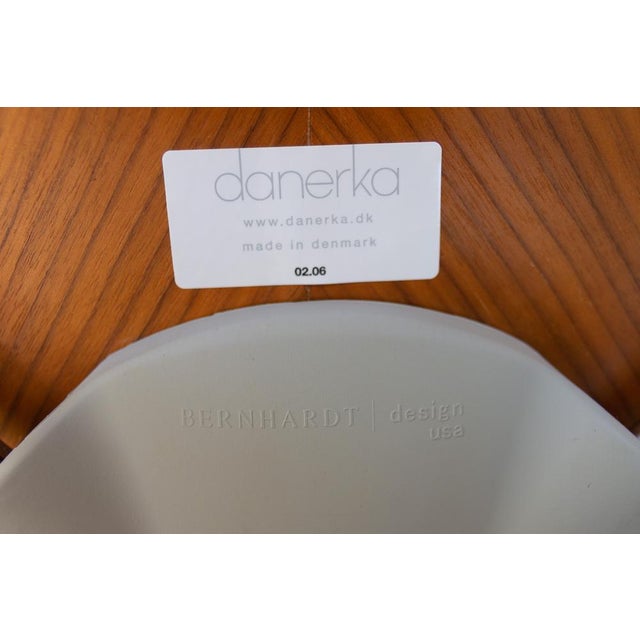 Orbit Dining Chairs in Walnut by Ross Lovegrove for Bernhardt Design, 2006, Set of 8 For Sale - Image 17 of 18